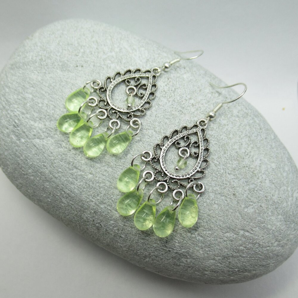 UG Drop dangle earrings - Picture 12 of 12